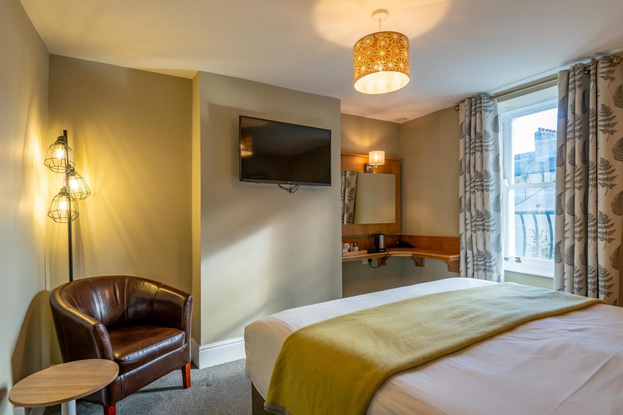 Castle Court Hotell Beaumaris Exteriör bild