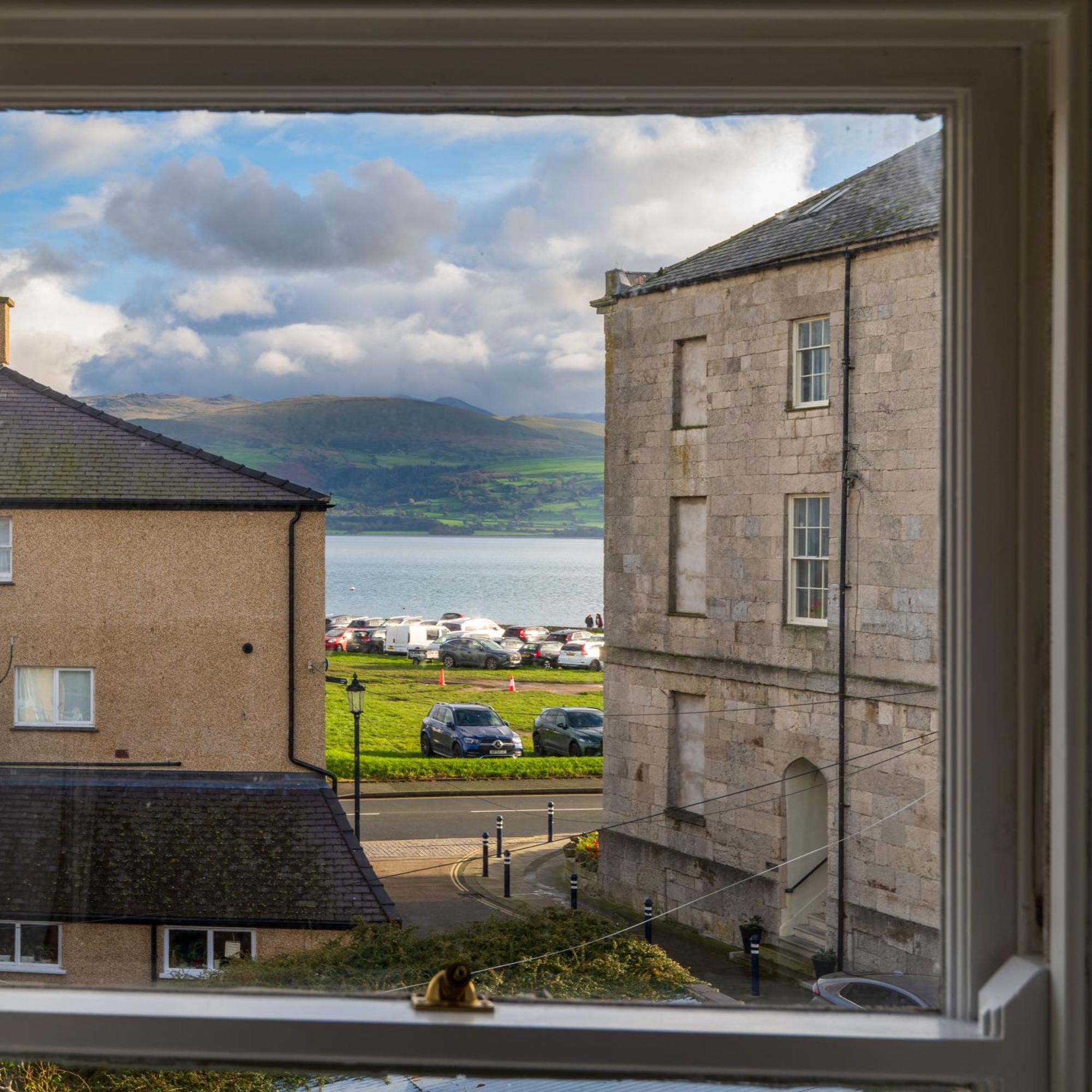 Castle Court Hotell Beaumaris Exteriör bild